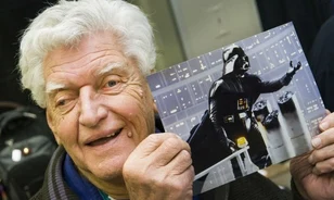 Elhunyt Darth Vader eredeti megformálója, David Prowse