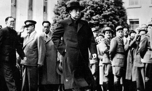 Sztálintól Nixonig vezette Kína külpolitikáját Csou En-laj