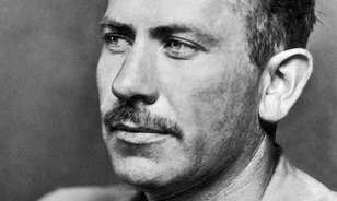 Az eredeti kézirat formájában is megjelenik John Steinbeck Érik a gyümölcs című regénye