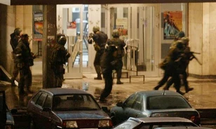 Orosz túszok is áldozatul estek a csecsen terroristák ellen indított gáztámadásnak