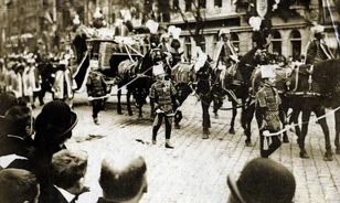 Kényes történelmi kérdéseket hozott felszínre II. Rákóczi Ferenc hamvainak hazatérése
