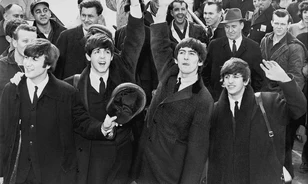 Beatles rajongóknak kötelező: megjelent a The Beatles: Get Back című könyve!