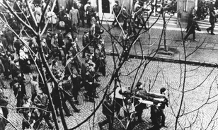 Sztrájkból „ellenforradalom” – így írta át a lengyel kommunista párt a gdyniai sortűz narratíváját 