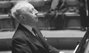 Zongora nélkül, vonatozás közben is memorizált zenei klasszikusokat Arthur Rubinstein
