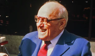 A baseballról nyergelt át az amerikai futballra a játék megújítója, George Halas