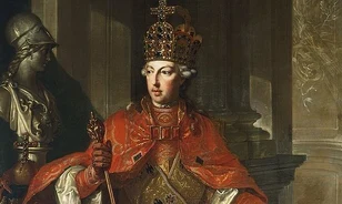 Korszerű birodalmat akart építeni a magánéleti válságoktól gyötört „kalapos király”