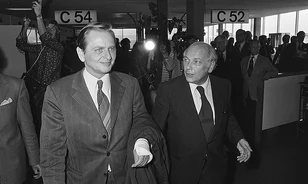 Sokkolta a közvéleményt a nyílt utcán lelőtt svéd miniszterelnök, Olof Palme rejtélyes halála