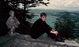 Még napszemüvegével is divatot teremtett Hollywood őzikeszemű csillaga, Audrey Hepburn