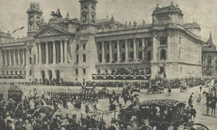 A millennium forgatagában még Ferenc Józsefet is keblére ölelte a magyar nemzet 
