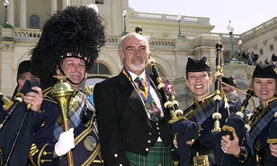 A haditengerészet és a profi futball is csábította, de a színészetnél kötött ki Sean Connery