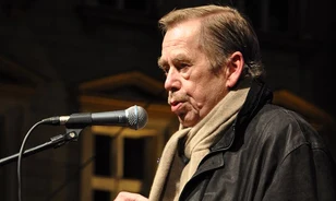 A cseh rendszerváltás jelképe, Václav Havel