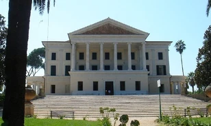 Folytatják a holokausztmúzeum építését az egykori Mussolini-villa közelében