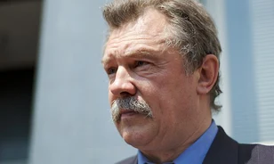 Ólomtéglákkal pótolta ki súlyát az űrrepüléshez Farkas Bertalan