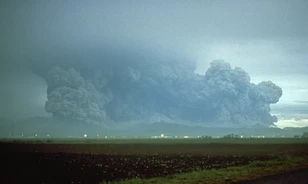 500 év szunnyadás után ébredt fel a Pinatubo vulkán