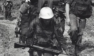 Nem tudták megakadályozni a békefenntartók a mészárlást Srebrenicában