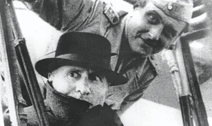 Bukása után a németek feltétlen kiszolgálója lett a korábbi szövetséges, Benito Mussolini
