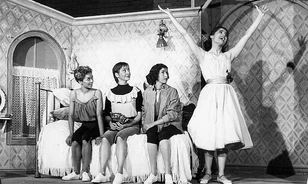 Rögös út vezetett a West Side Story tíz Oscar-díjat érő világsikeréhez