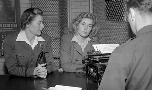 Betegsége mellett környezete is hozzájárult Frances Farmer tragédiájához