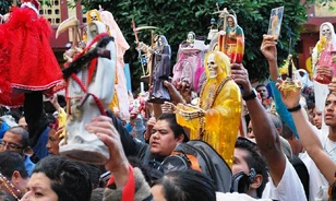 Mára az egész világot meghódította a mexikói alvilág gyilkos szentje, Santa Muerte