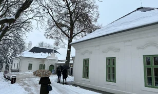 Megújulva, interaktív kiállítással várja látogatóit Benczúr Gyula mesés kúriája Szécsényben