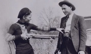 Nem temethették egymás mellé a híres gengszterpárt, Bonnie-t és Clyde-ot