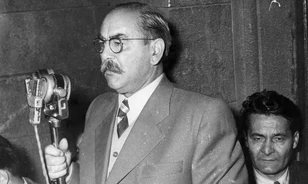 A Párt és a forradalom között egyensúlyozva igyekezett konszenzust találni Nagy Imre