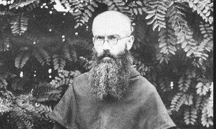 Önként vállalta a halált egy családapa helyett a ferences szerzetes Maximilian Maria Kolbe