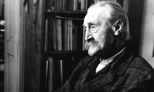 Fontos szerepet játszott IV. Károly koronázásának előkészítésében Kós Károly