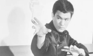 Már hároméves korában a kamera elé állt Bruce Lee