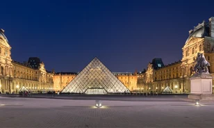 Királyi kastélyból lett múzeum a Louvre