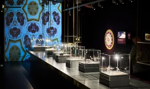 A hatalmas érdeklődésre való tekintettel a Magyar Nemzeti Múzeum meghosszabbítja népszerű ékszerkiállítását