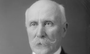 Amikor egy francia elnök börtönbe került – Philippe Pétain élete