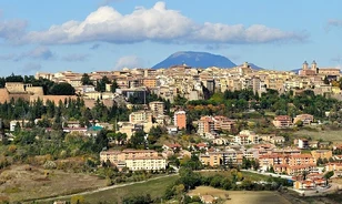 Ősi leletek Camerinóban – napvilágra kerültek a középkori San Michele Arcangelo-templom romjai