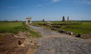 Szenzációs lelet Vulciban: görög koré-szobor maradványaira bukkantak egy etruszk templomnál
