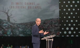 Így lett Yuval Noah Harari a középkor krónikásából a mesterséges intelligencia prófétája