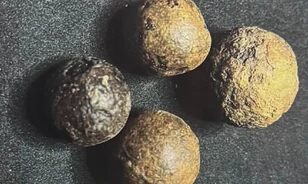 Megtalálták Ghána első muskétagolyóit