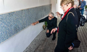 Holokauszt-emlékművet avattak a deportáltak emlékére Székelyudvarhelyen