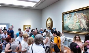 Átrendezi állandó kiállítását az Uffizi Képtár