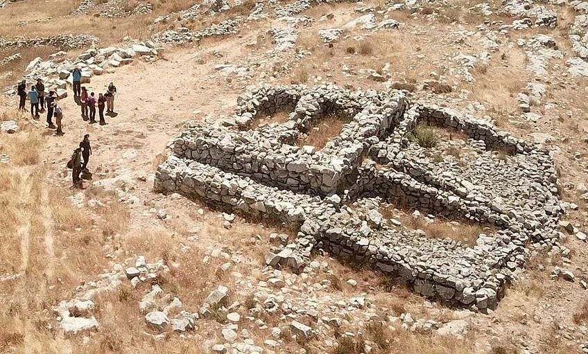 Minden eddig ismertnél régebbi óhéber szöveget találtak Izraelben