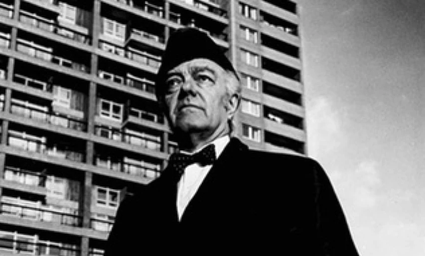 Nehéz természete miatt még szomszédjai sem kedvelték Goldfinger Ernőt