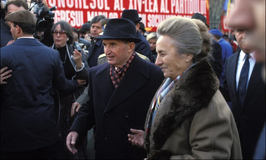 Mindegyik rokonát magas állami tisztségekbe helyezte „a Kárpátok géniusza”, Nicolae Ceaușescu