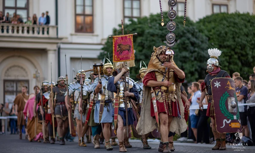 Jubileumi programokkal tér vissza a Savaria Történelmi Karnevál