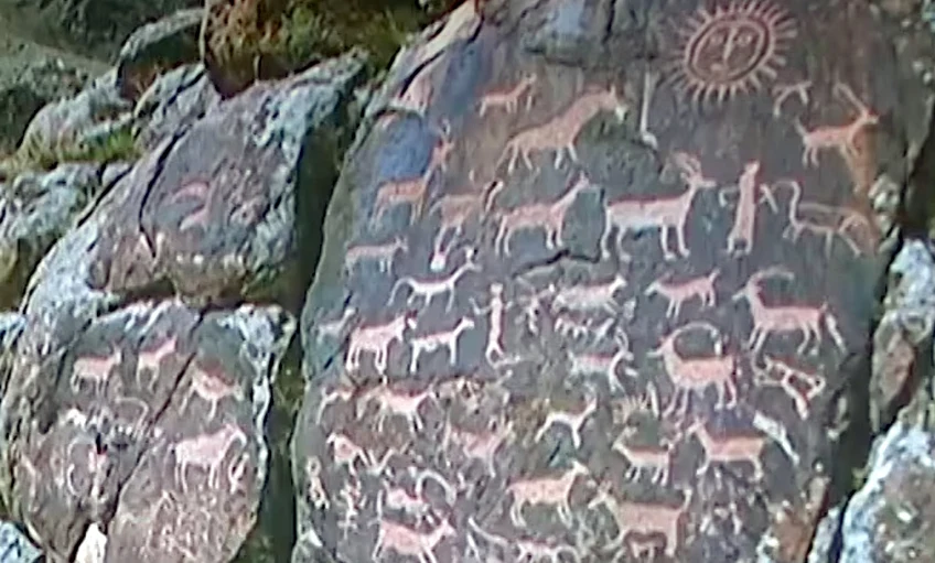Ótürk rovásírásos emléket és sziklarajzokat találtak Kazahsztánban