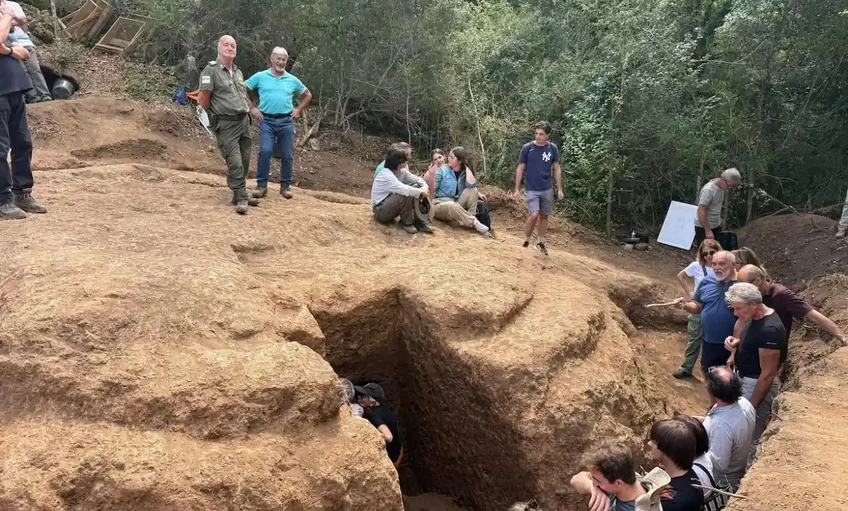 Újabb érintetlen etruszk sírkamrát tártak fel Olaszországban