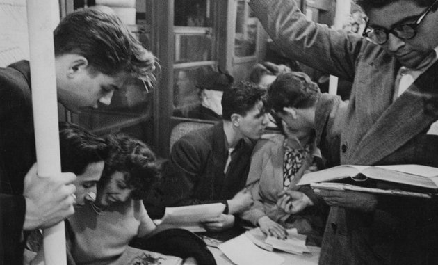 Sosem látott fotókat mutatnak be Stanley Kubrick korai éveiből