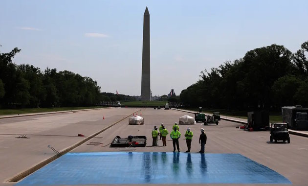 Trump saját kivitelezőjével újíttatja fel a Lincoln-emlékmű medencéjét