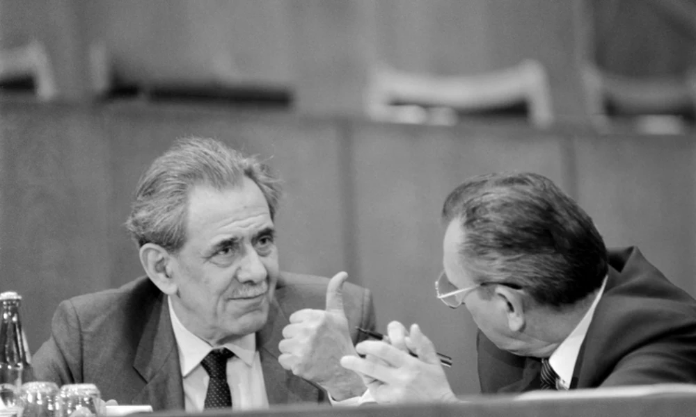 Aczél György