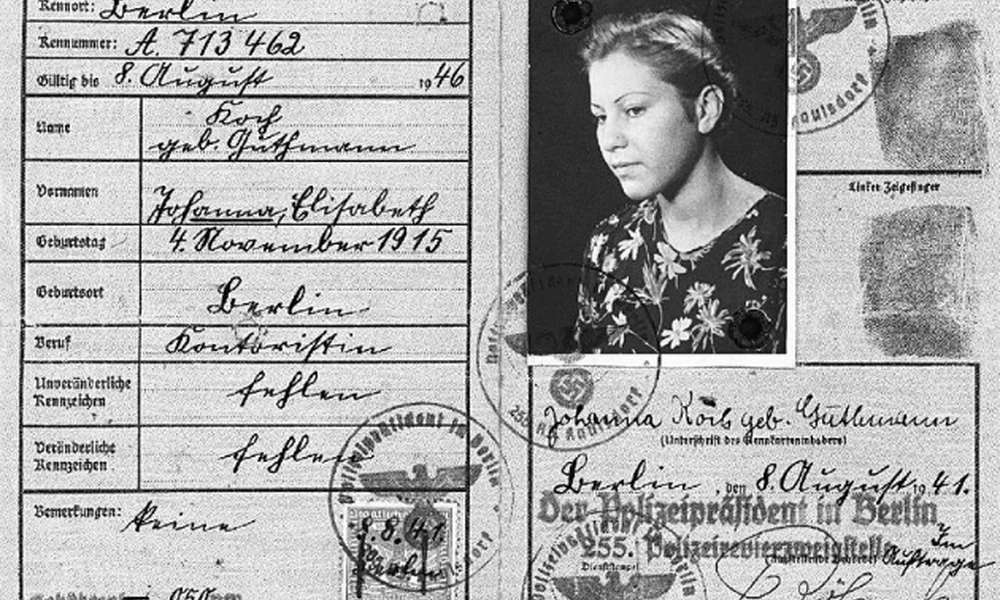 Johanna Koch személyi igazolványa