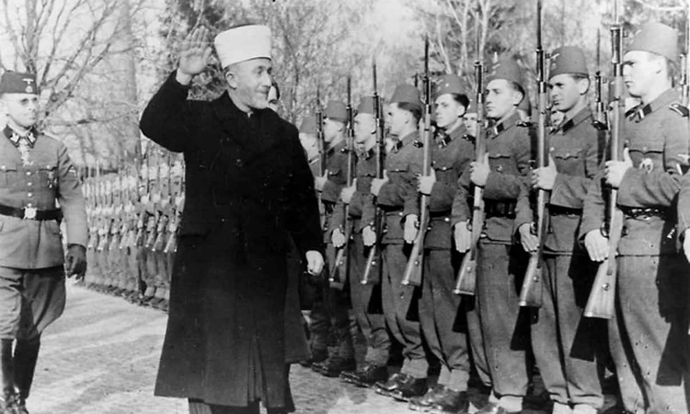 A jeruzsálemi főmufti megtekinti a balkáni Waffen SS-alakulatokat