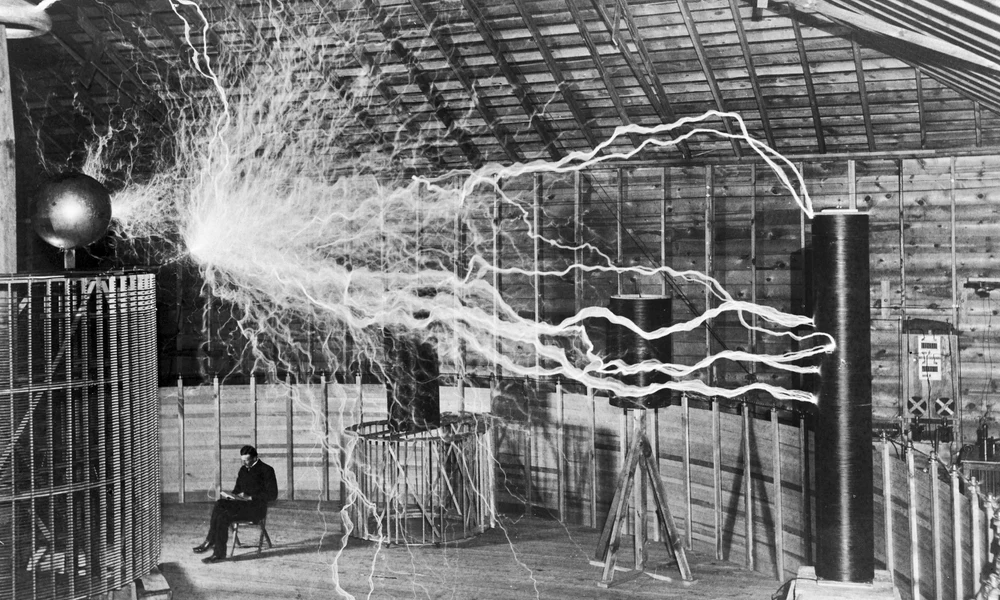 Máig nagy hatással vannak az életünkre Nikola Tesla találmányai 